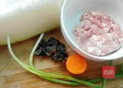 Illustration of how to make crystal winter melon rolls 1