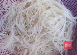 鸡蛋炒米粉的做法图解3