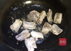 玉米胡萝卜排骨汤的做法图解4