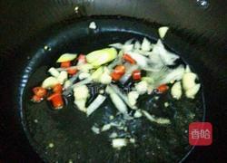 手撕包菜的做法图解3