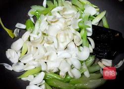 西芹百合腰果的做法图解6