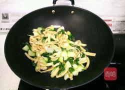 千张炒小白菜的做法图解7