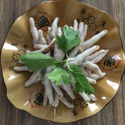 泡椒凤爪的做法[图]