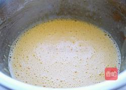 豆沙鸡蛋卷的做法图解3