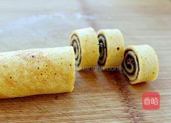 豆沙鸡蛋卷的做法图解8