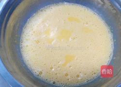 红曲粉奶油蛋糕卷的做法图解3