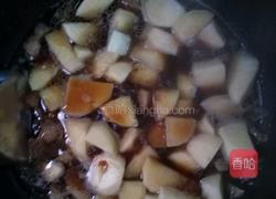 红烧肉+土豆的做法图解3