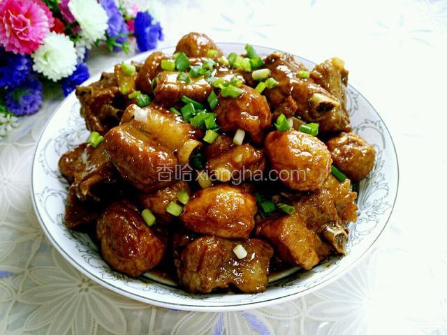 鹌鹑蛋烧排骨