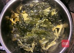 猪骨菜干汤的做法图解2