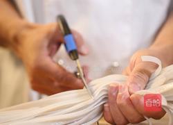 猪肉炖粉条的做法图解2