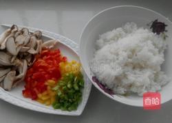 海鲜芝士焗饭的做法图解2