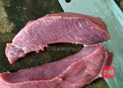 青椒炒牛肉的做法图解1