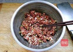 牛肉大白菜馅饼的做法图解1