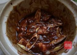 葡萄酒香小猪排的做法图解6