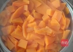 饼干夹心南瓜饼的做法图解1