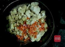 蒜苗炒豆腐的做法图解3