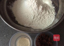 红糖馒头的做法图解1