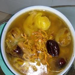 虫草花板栗炖鸡的做法[图]
