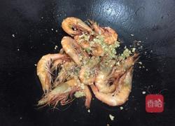 鲍鱼汁焖虾的做法图解4
