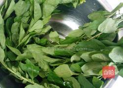 枸杞猪肝瘦肉粥的做法图解3