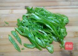 青椒炒乌贼的做法图解3