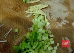 金针菇瘦肉粥的做法图解2