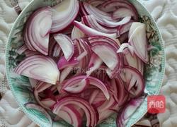 洋葱炒鸡蛋的做法图解2