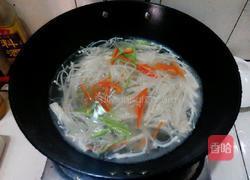 凉拌金针菇的做法图解3