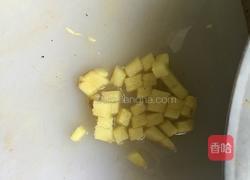 鲫鱼豆腐汤的做法图解1