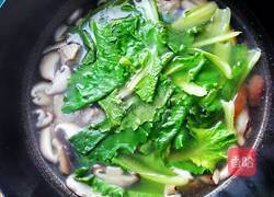 香菇白菜排骨汤的做法图解14