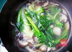 香菇白菜排骨汤的做法图解16