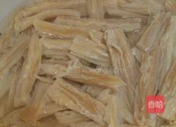 腐竹小炒肉的做法图解1