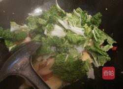 鸡腿菇炒油菜的做法图解4