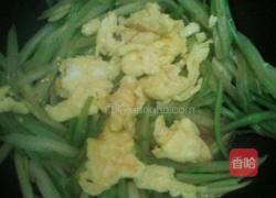 西芹炒鸡蛋的做法图解8