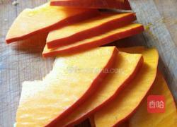 百合蒸南瓜的做法图解1