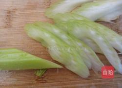 陈醋炒西芹的做法图解2