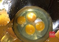 鸡蛋煎饭的做法图解2