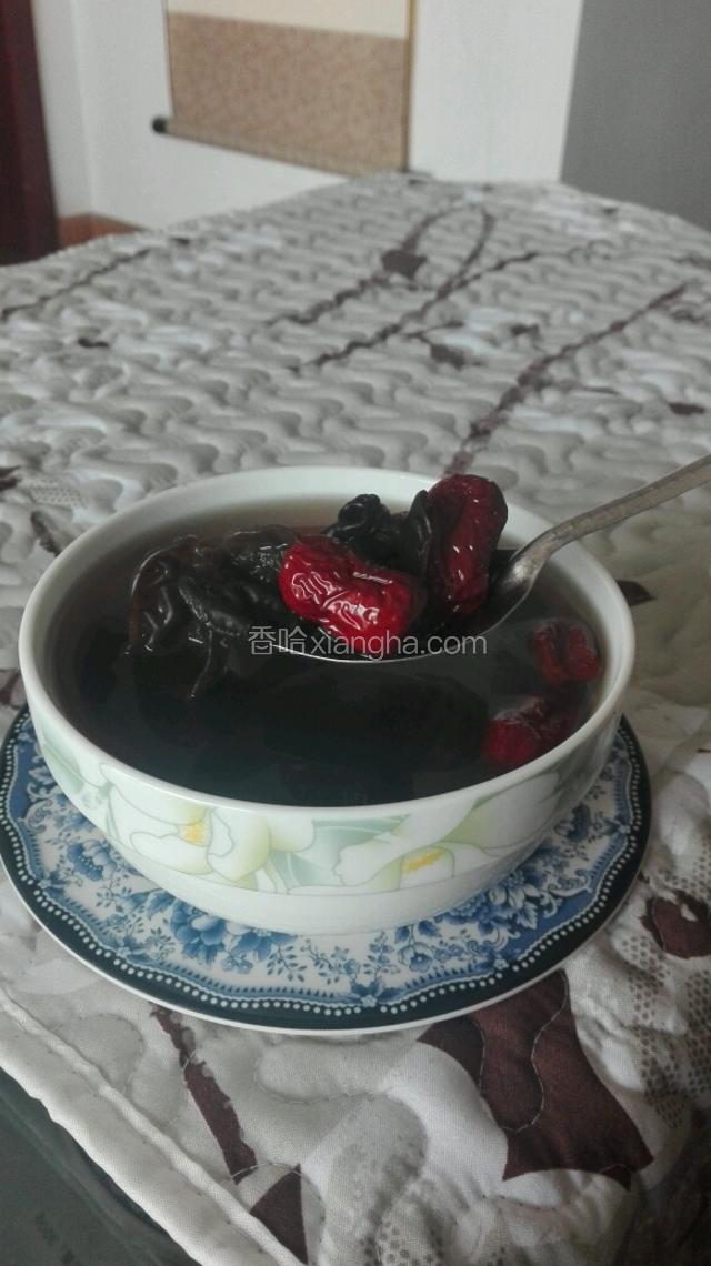 红枣木耳汤
