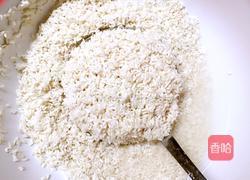 腊肉煲仔饭的做法图解1