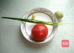 蕃茄鸡蛋汤的做法图解1