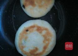 青椒火腿馅饼(电饭煲版)的做法图解8