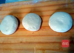 牛肉发面饼的做法图解1