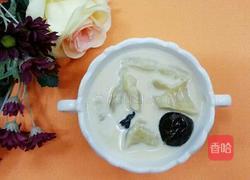 花胶炖牛奶甜品的做法图解5