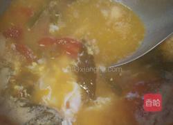 番茄酸菜鸡蛋汤面条的做法图解7