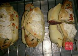 胡萝卜餐包（棕心紫薯、香葱鱼板）的做法图解15