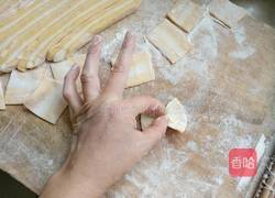 胡萝卜双色蝴蝶面的做法图解10