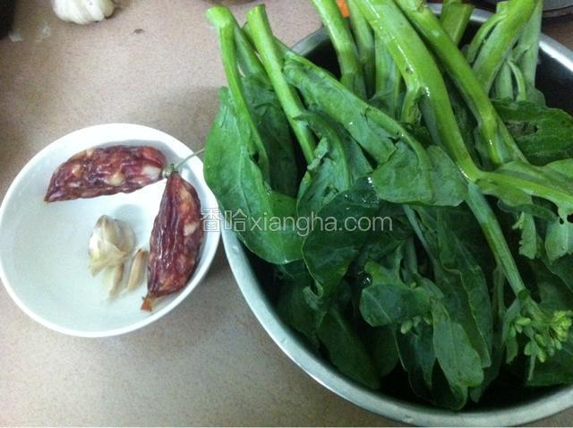 如图：准备好图中的材料