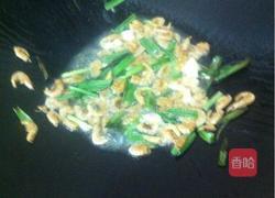 芥蓝腊肠炒饭的做法图解8