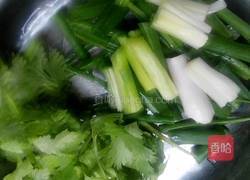 肉粒红萝卜血豆腐汤的做法图解4