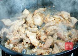 笋尖炒肉的做法图解4